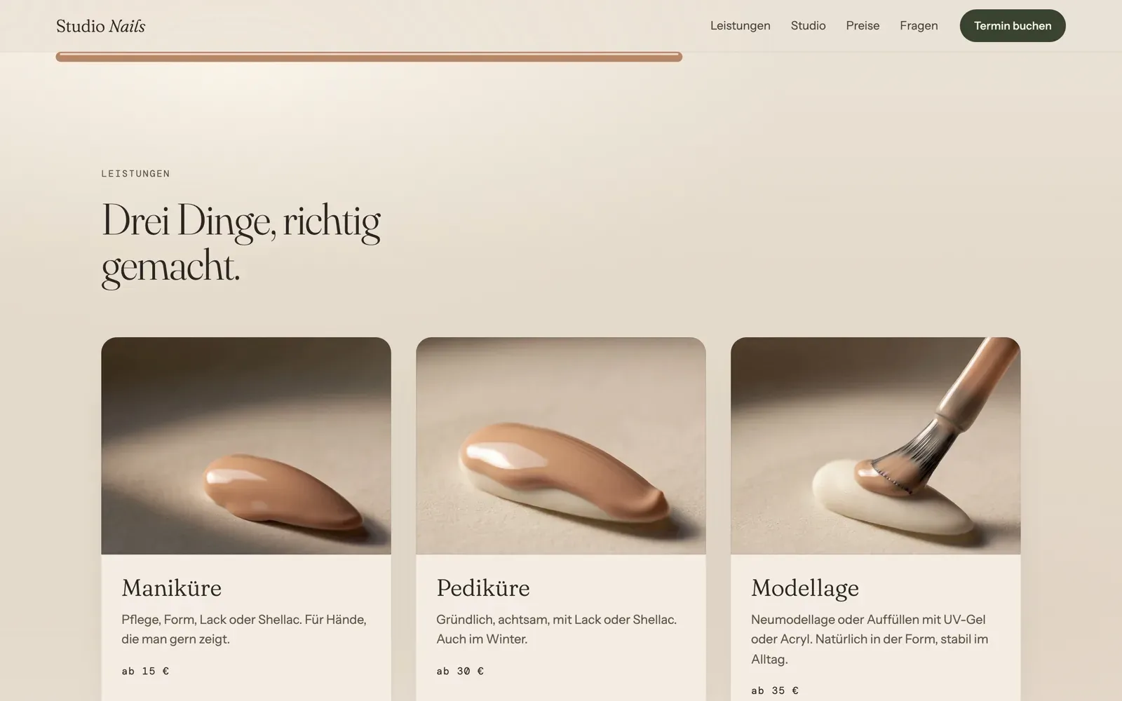 Leistungsbereich eines Nagelstudio-Konzepts: drei Karten mit Bildern und Preisen